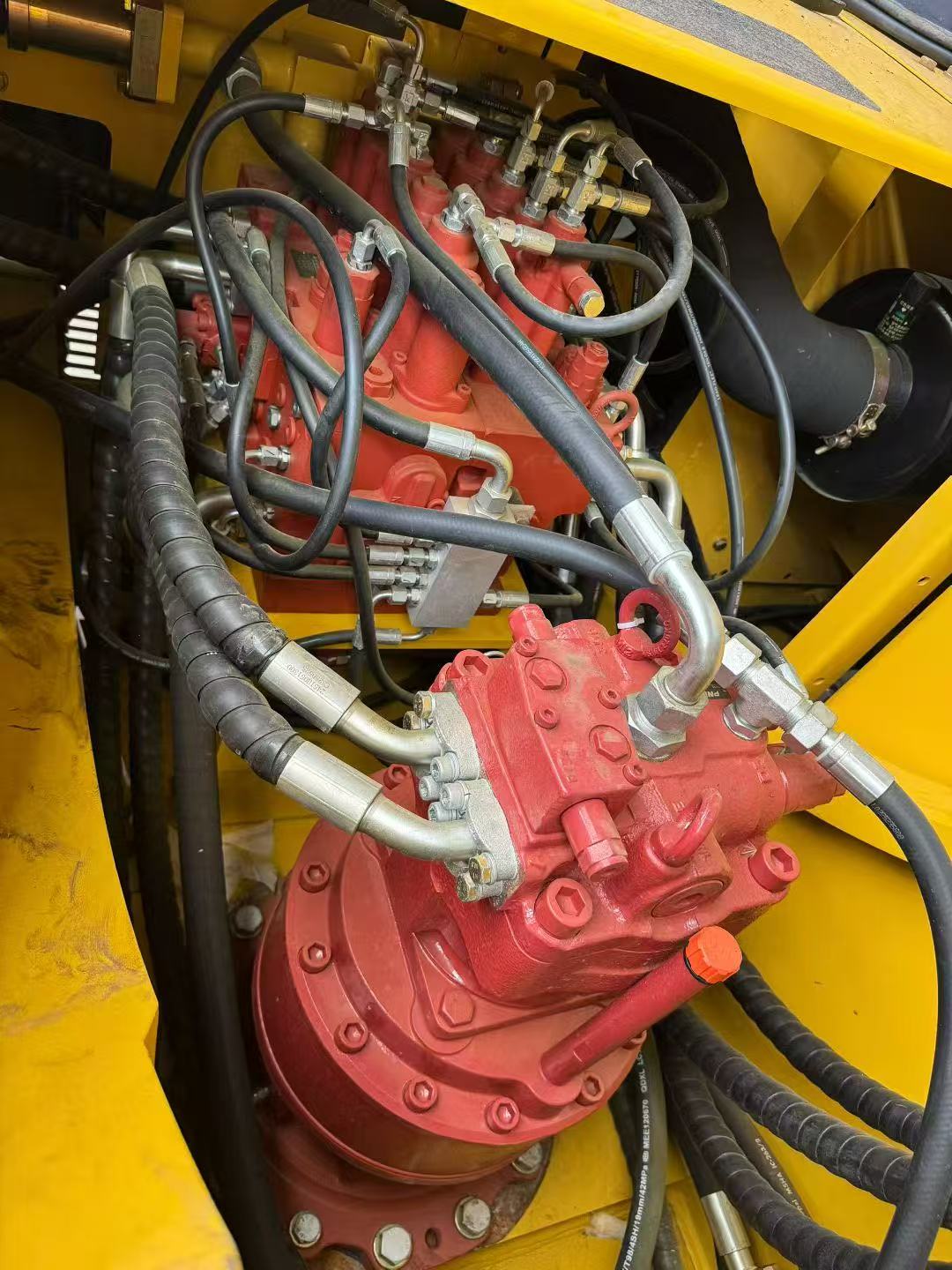 OEM285-9 fully upgraded model, 30-ton machine specification, factory standard with a 1.6 cubic 