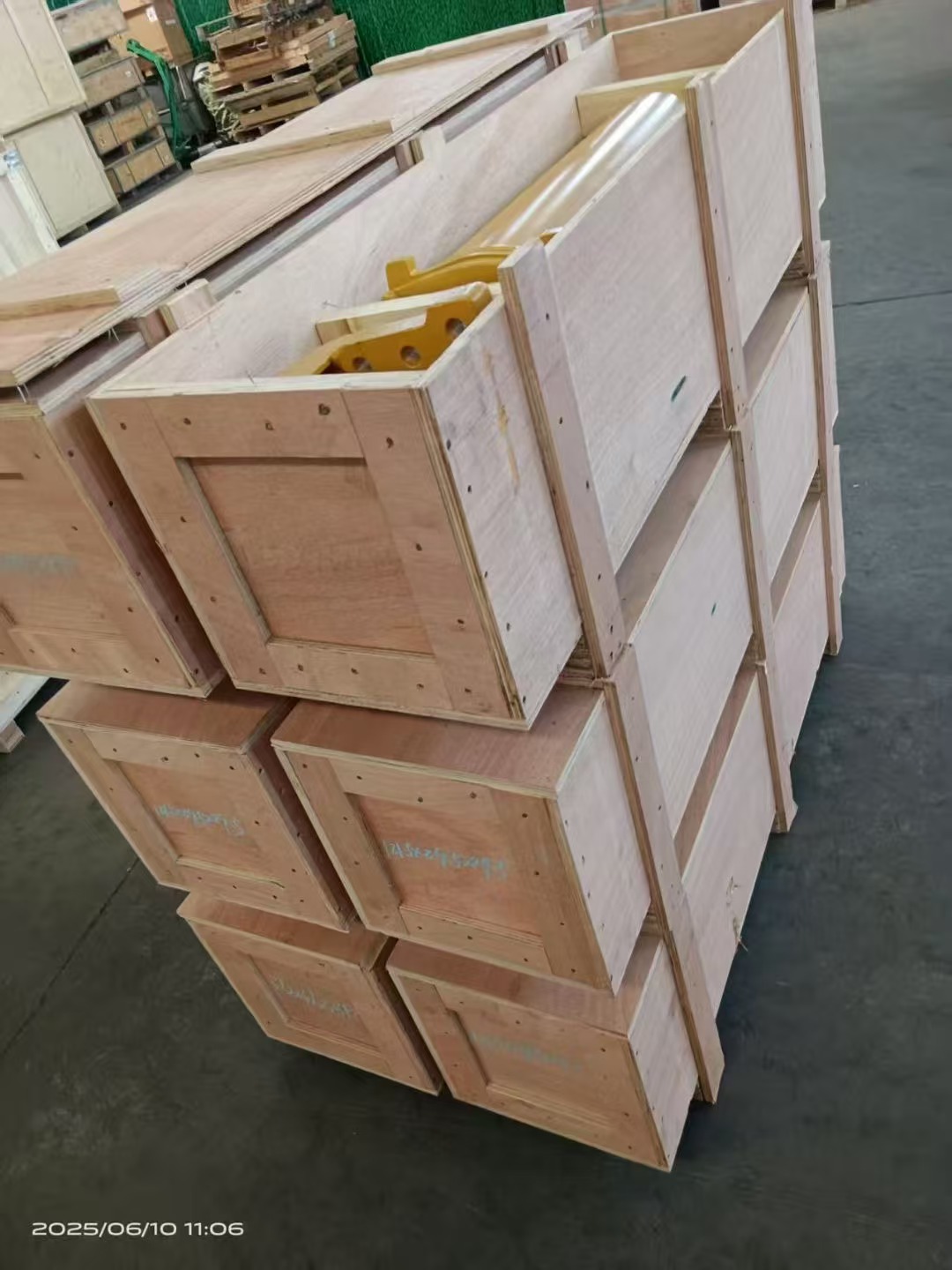 134-30-73161 Komatsu bulldozer D61EX-12 has tightened ​14Z-30-31111 D65EX-12 tightened