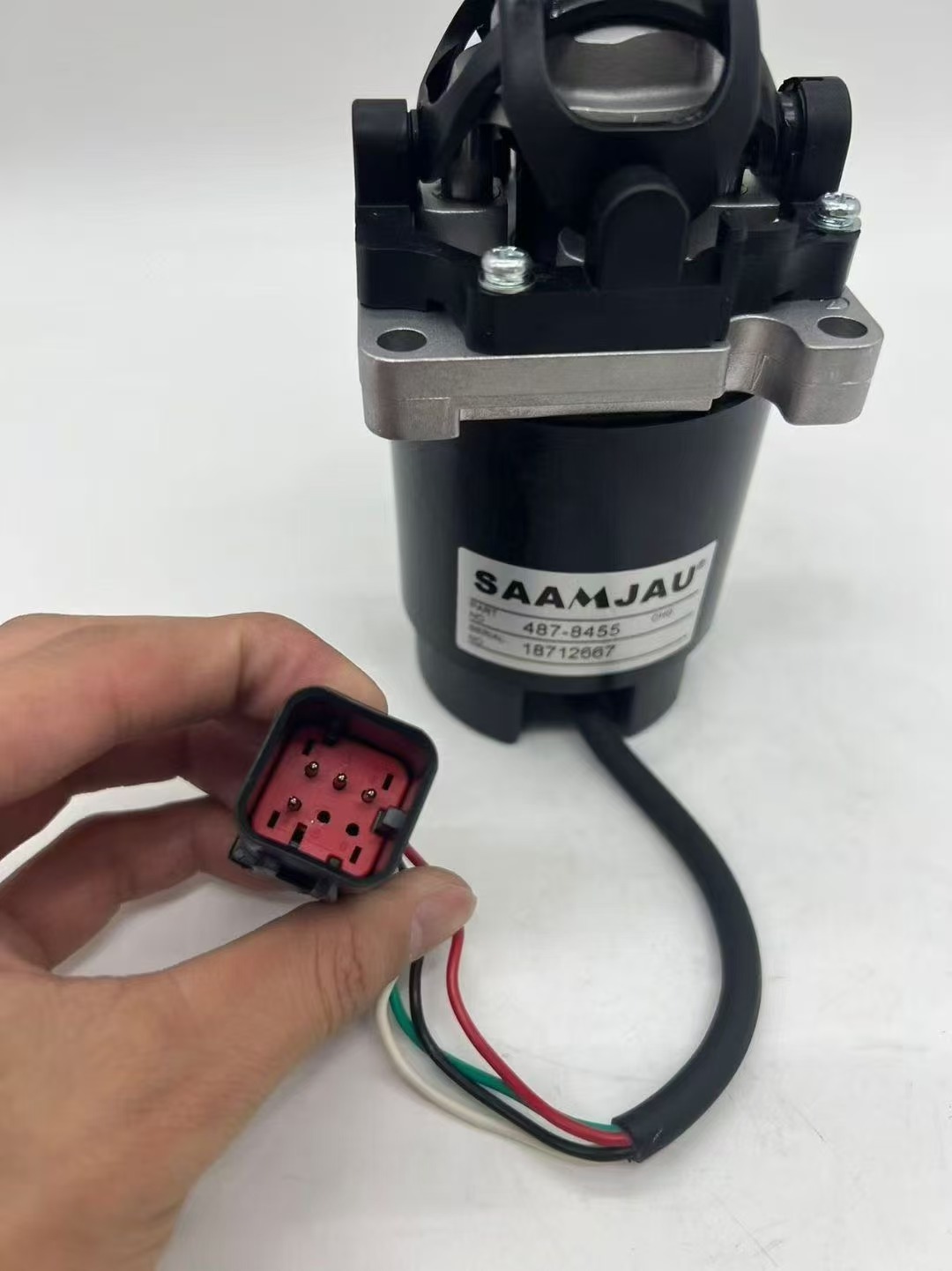 CAT320GC. 487-8455 Electric control handle
