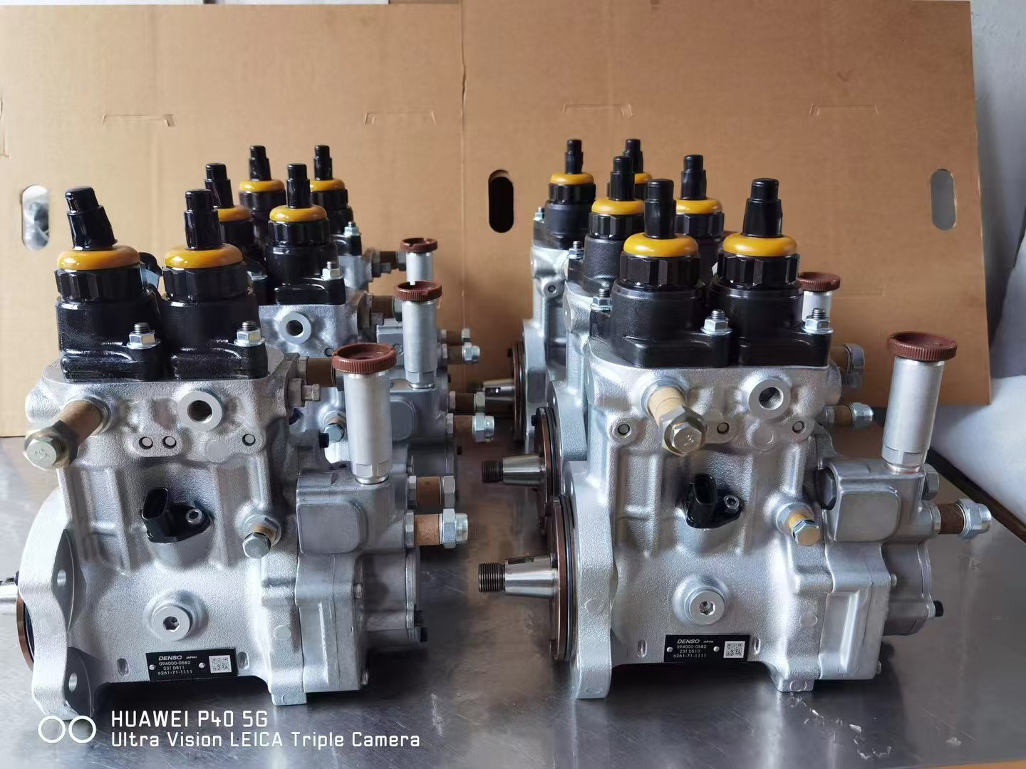 Komatsu/Cummins engine fuel pump model 6219-71-1101. 6219-71-1201. 6219-71-1101