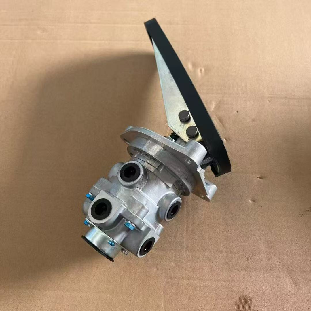 KOMATSU Genuine Control Device Part Number: 566-35-44110 Applicable Models: HD405-6, HD255-5