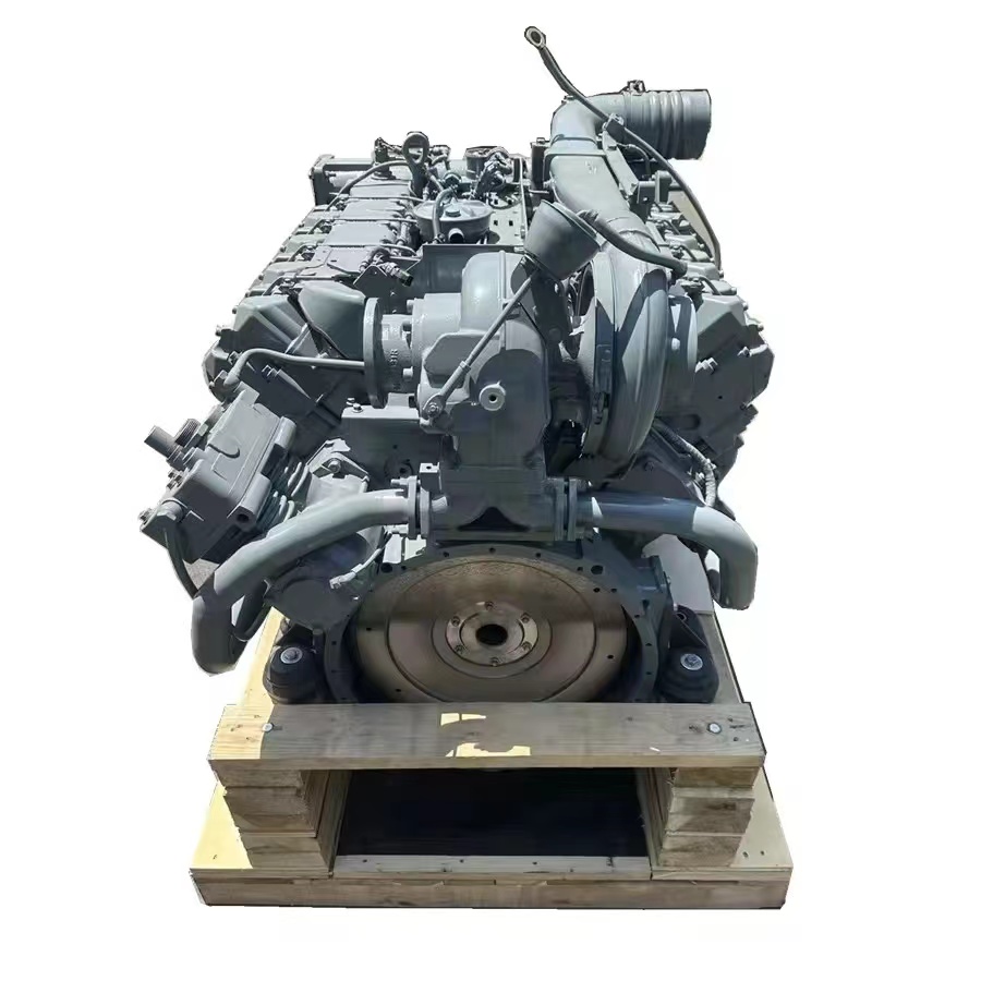 DEUTE Diesel Engine Assembly - 8-cylinder turbocharged water-cooled TCD2015V08