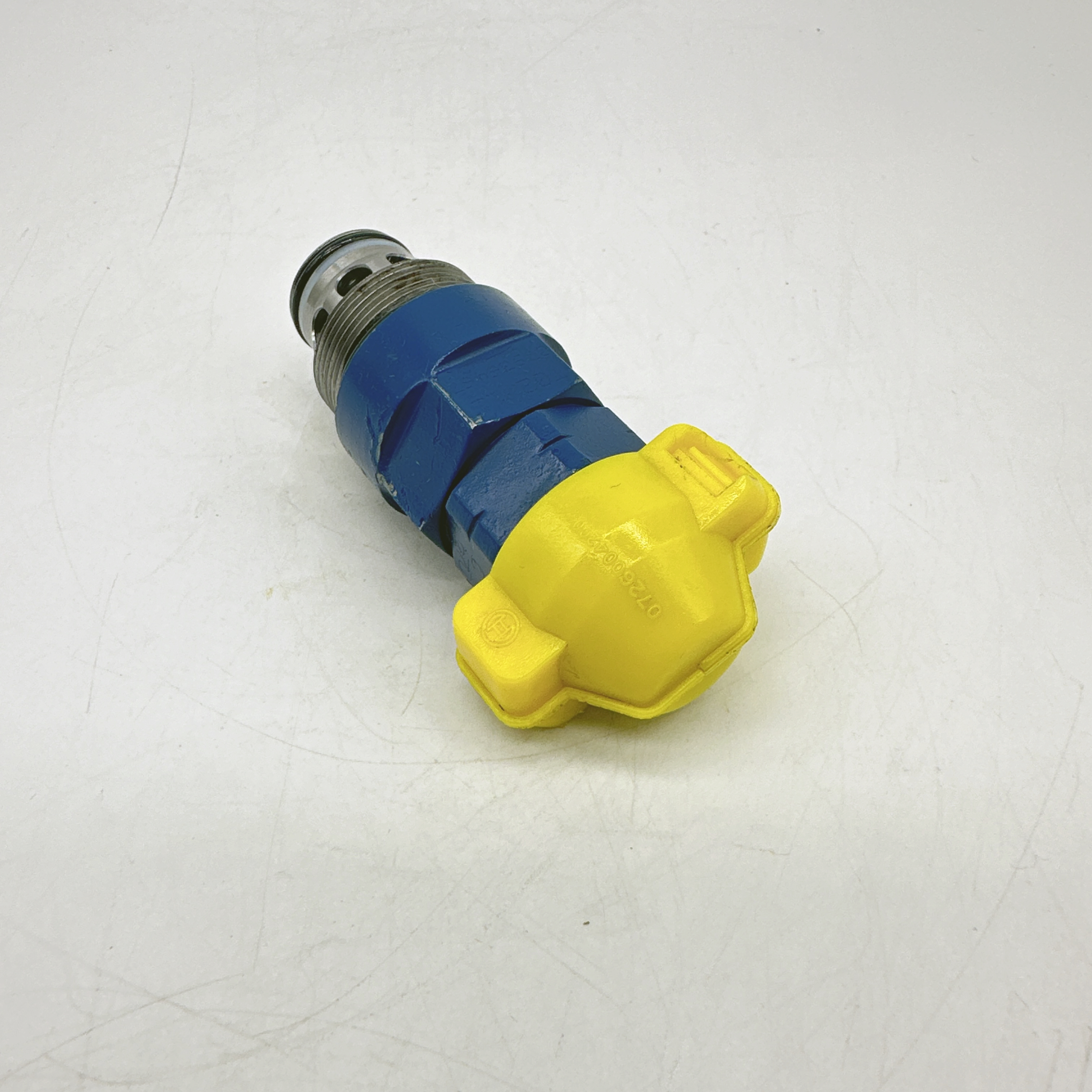 DOOSAN DH80 auxiliary valve original pressure relief valve. 07936467  SANY 55/65 75