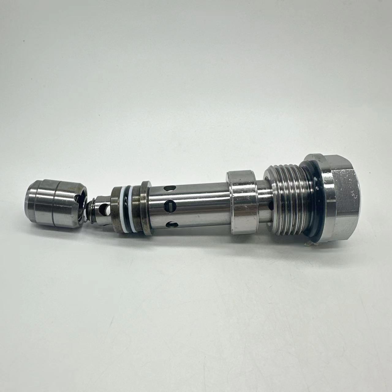/Hitachi EX200-2 Travel Overflow Valve// 9192656 9185757