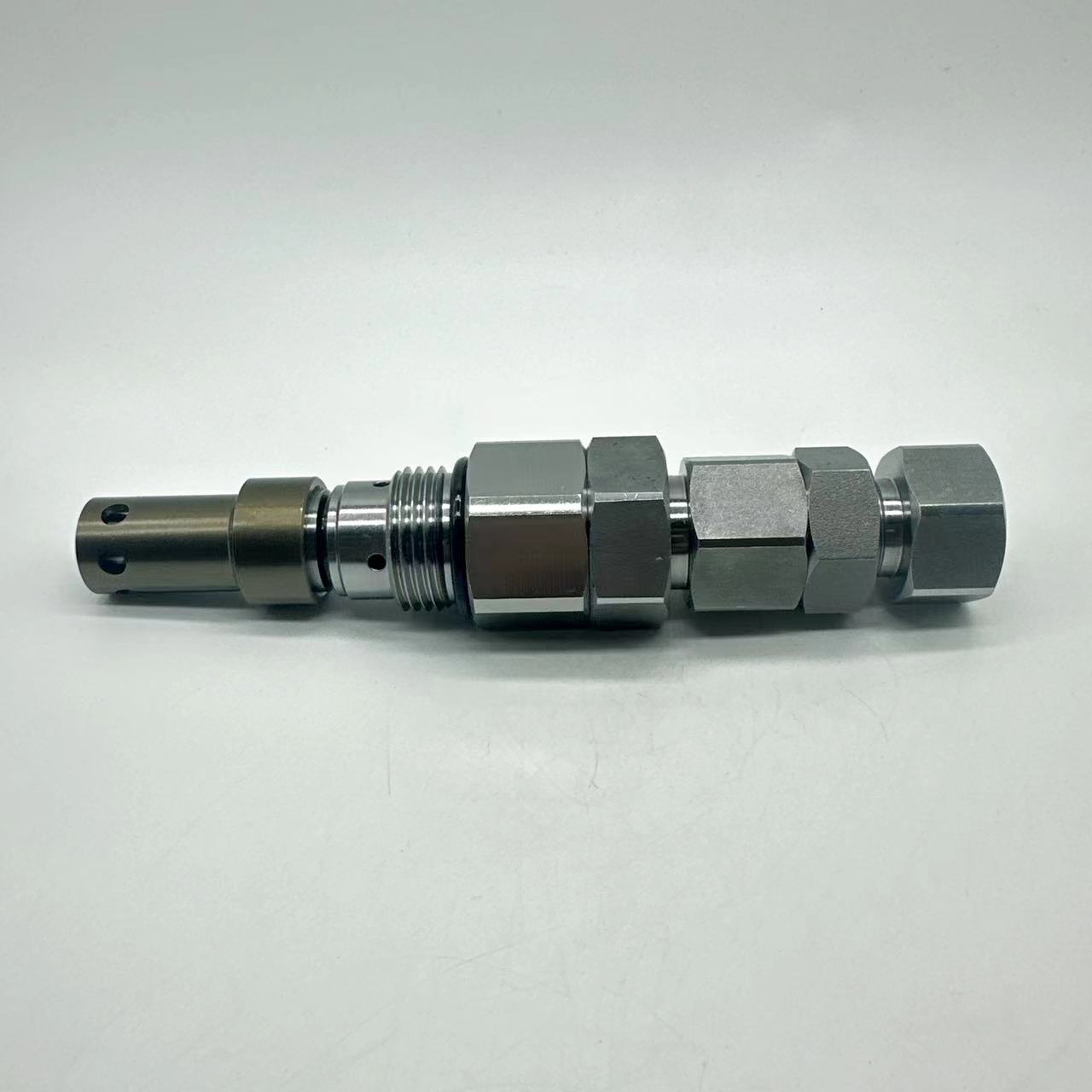 Hitachi EX200-5 main overflow valve. 4372038/420-00257/LJ014720