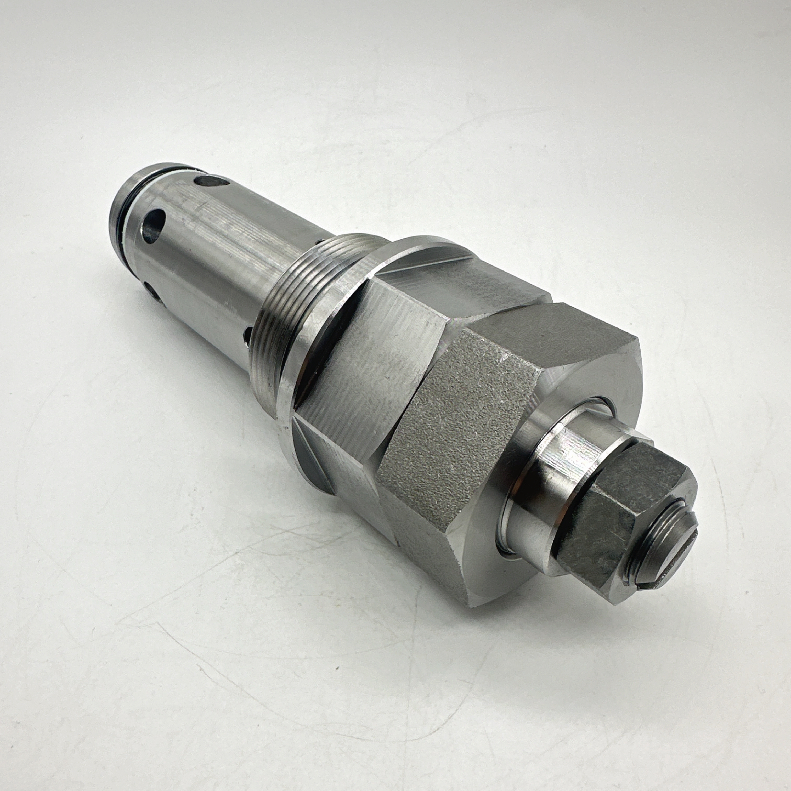 Komatsu PC470 main valve relief valve 709-10-52800/709-10-5330