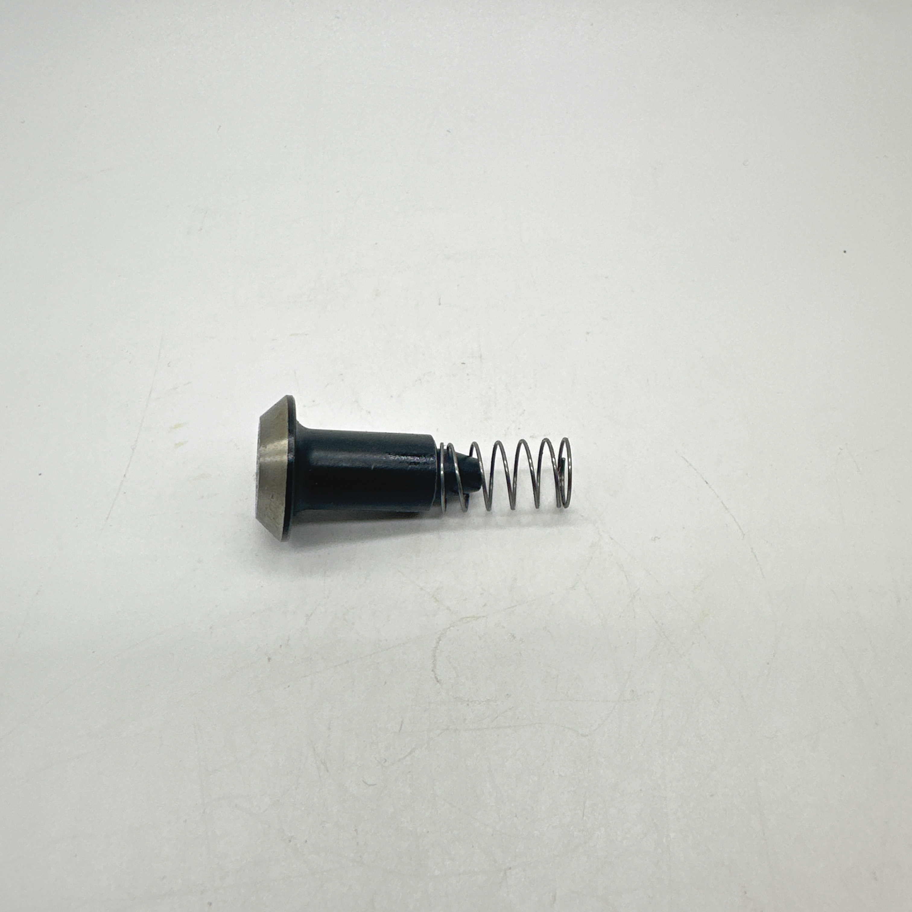 Komatsu PC60-7 valve core + valve sleeve