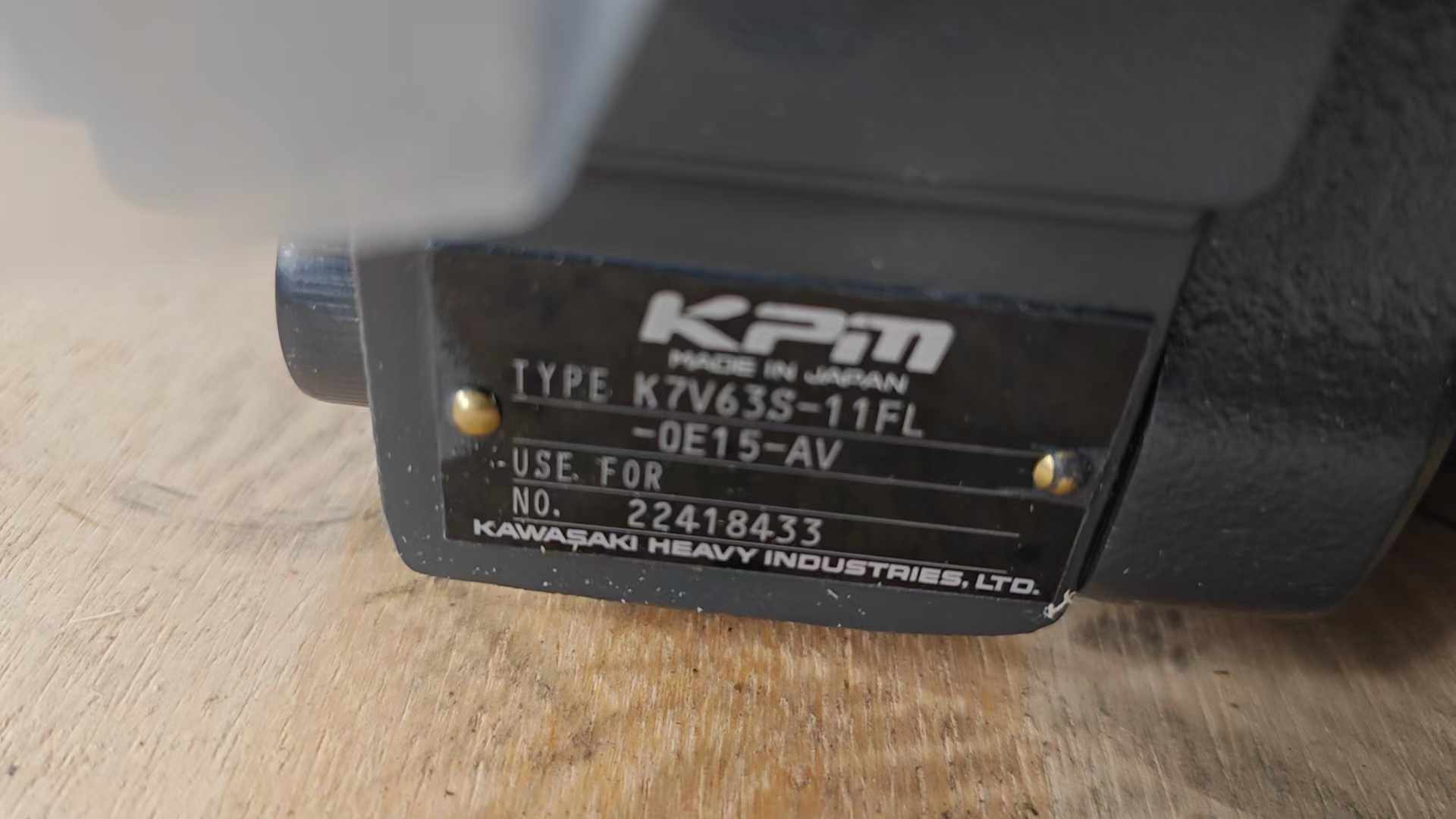 Kawasaki K7V63S fan pump assembly