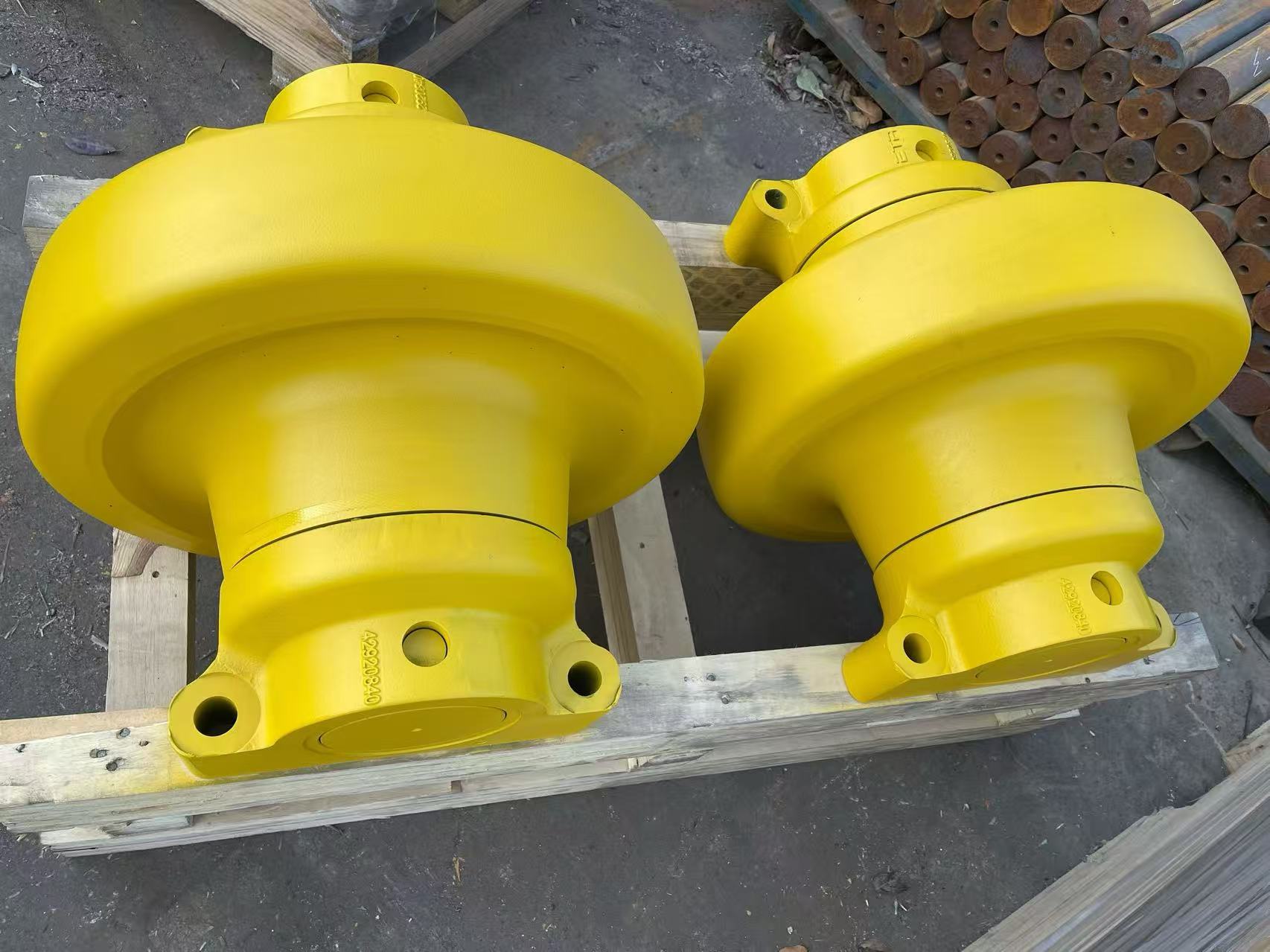 Komatsu PC3000 crawler wheel 4292-0840