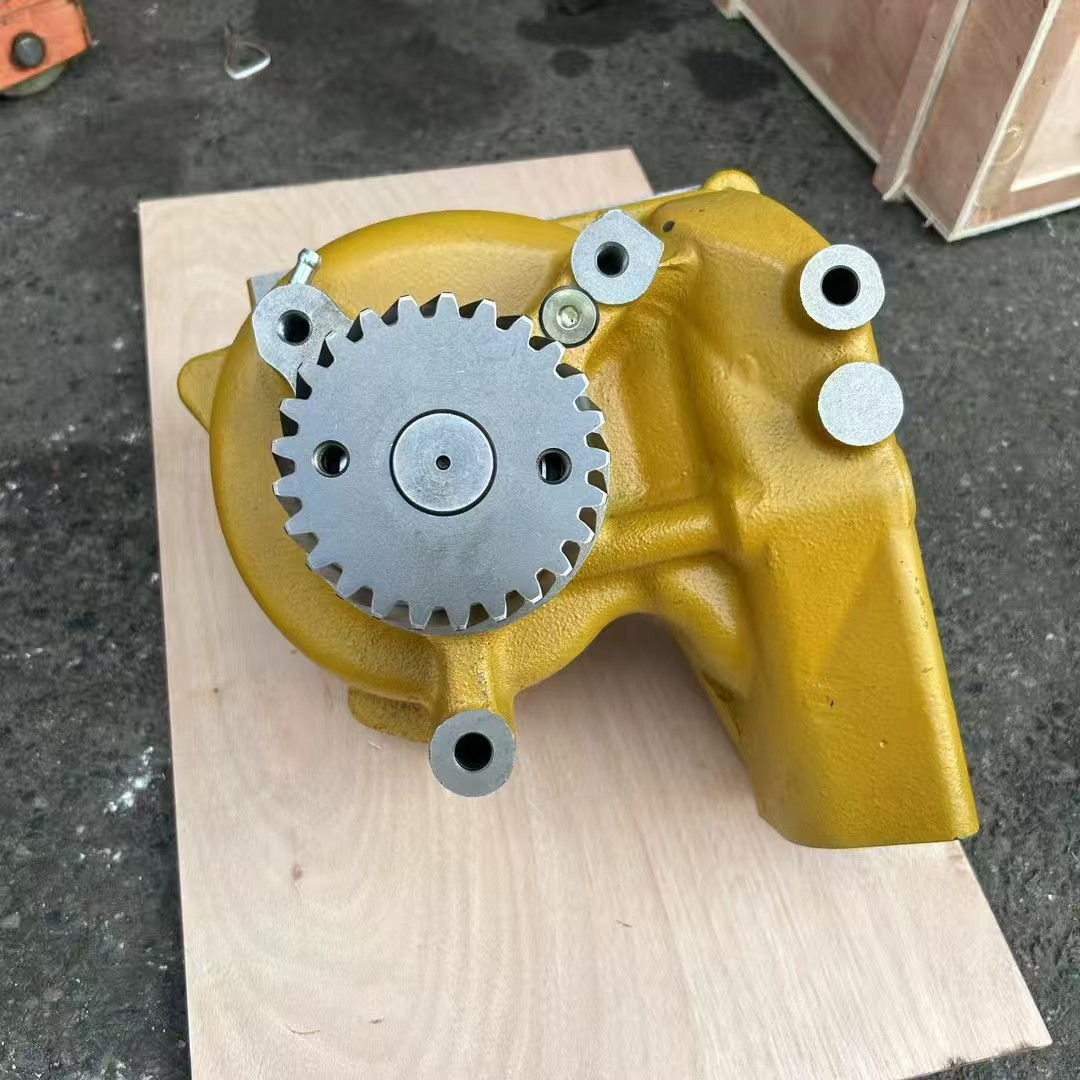 Komatsu OEM WATER PUMP in stock 6219-61-1100  6215-61-1506   6219-61-1102 Pump