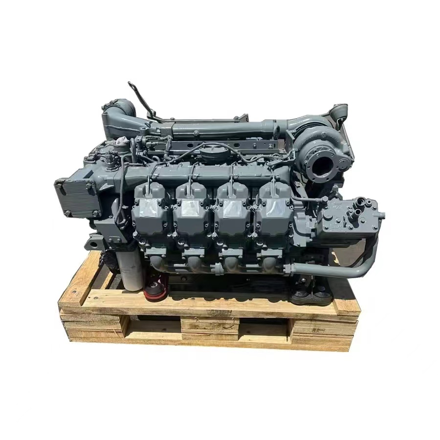 DEUTE Diesel Engine Assembly - 8-cylinder turbocharged water-cooled TCD2015V08