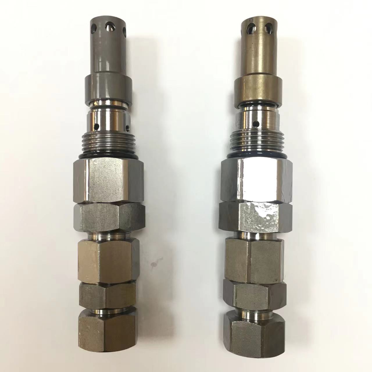 Hydraulic Main Control Valve For Hitachi ZX330 ZX330-3 EX300-5 EX350-5