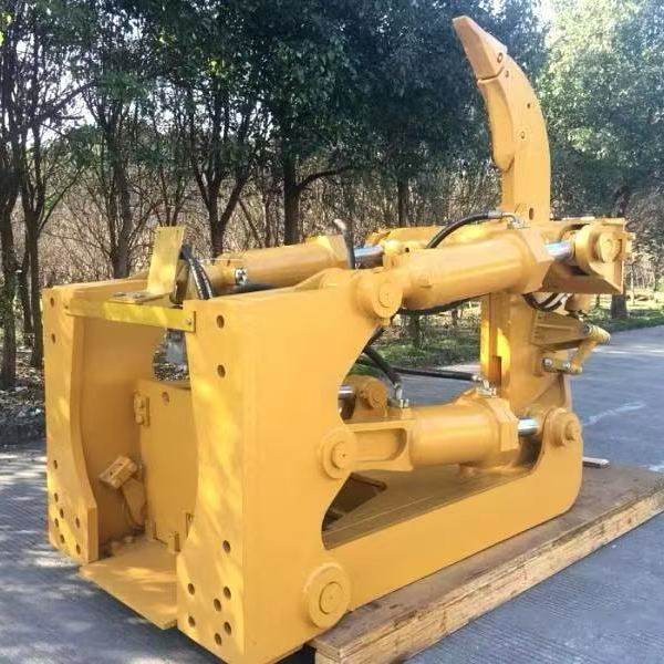 CAT D8N, D8R, D8T. The general term for single-tooth soil loosening devices of bulldozers