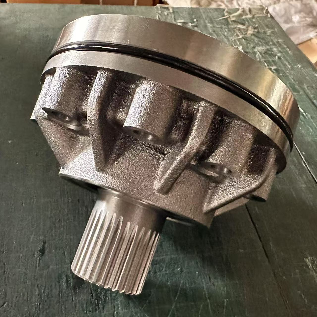 4WG94ZF/0501 220 Oil replenishment pump for excavating loaders