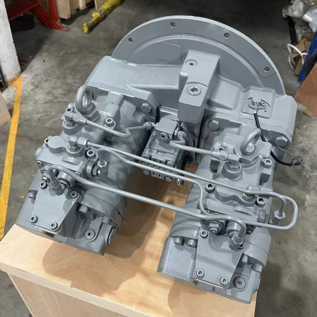 Hitachi ZX330/ZX350-5G excavator main hydraulic pump, part numbers 9195241,9195242, 9207291