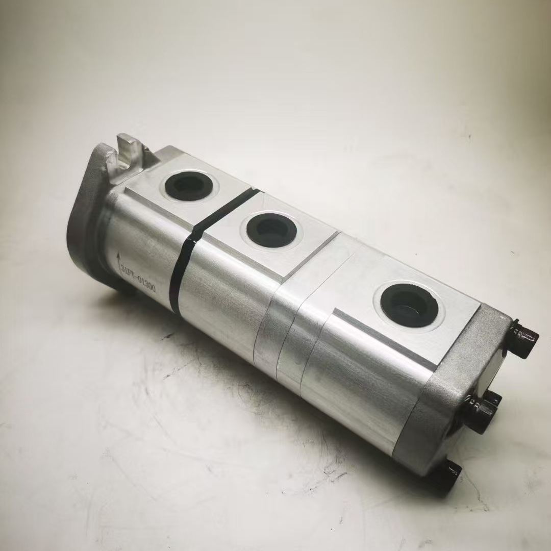 Serial Number: 31FT-01400 31FT-01300 Model: Hyundai 110D-7A, 110D-7EGear Pump