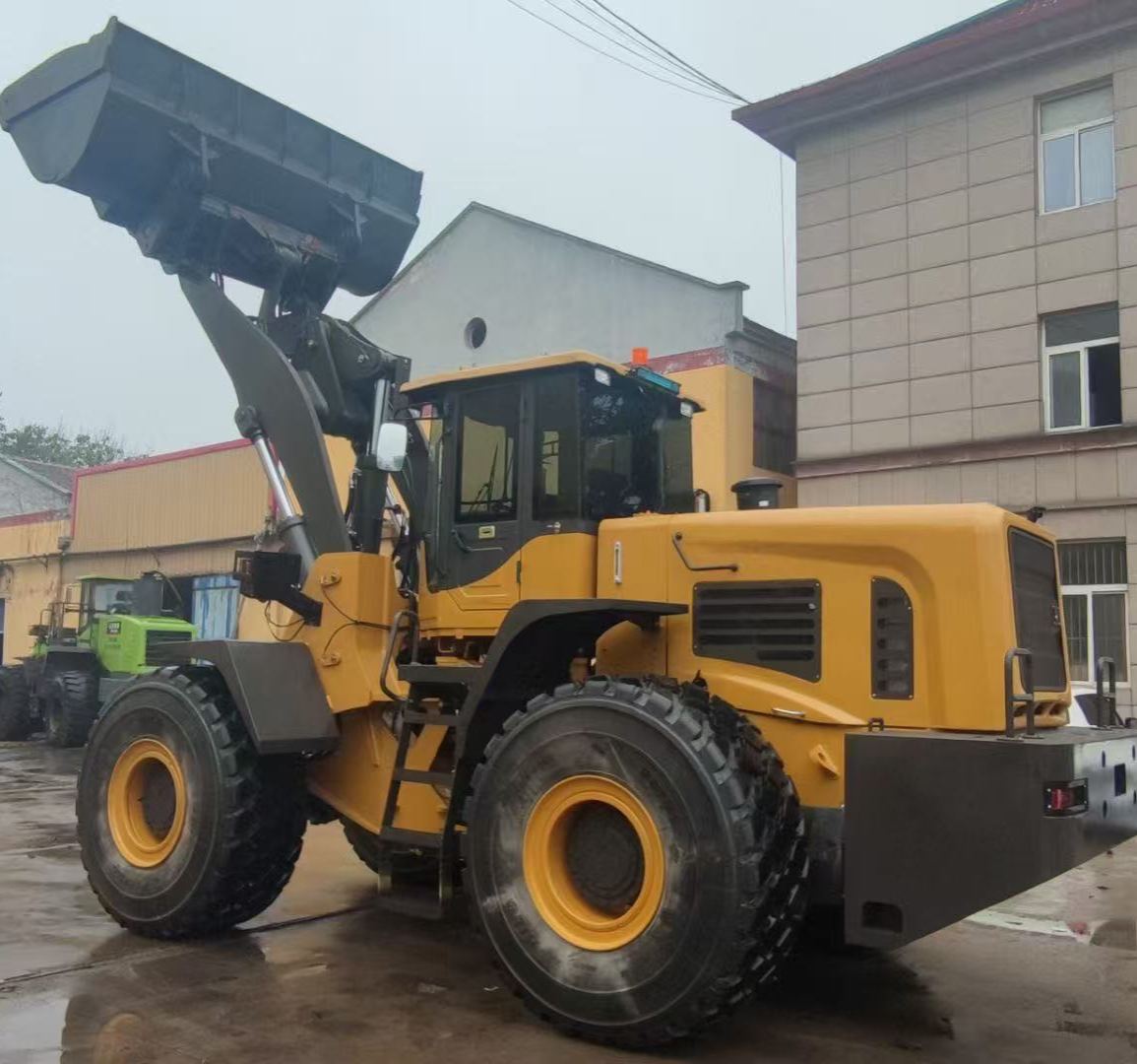 ESM660DLarge Loader