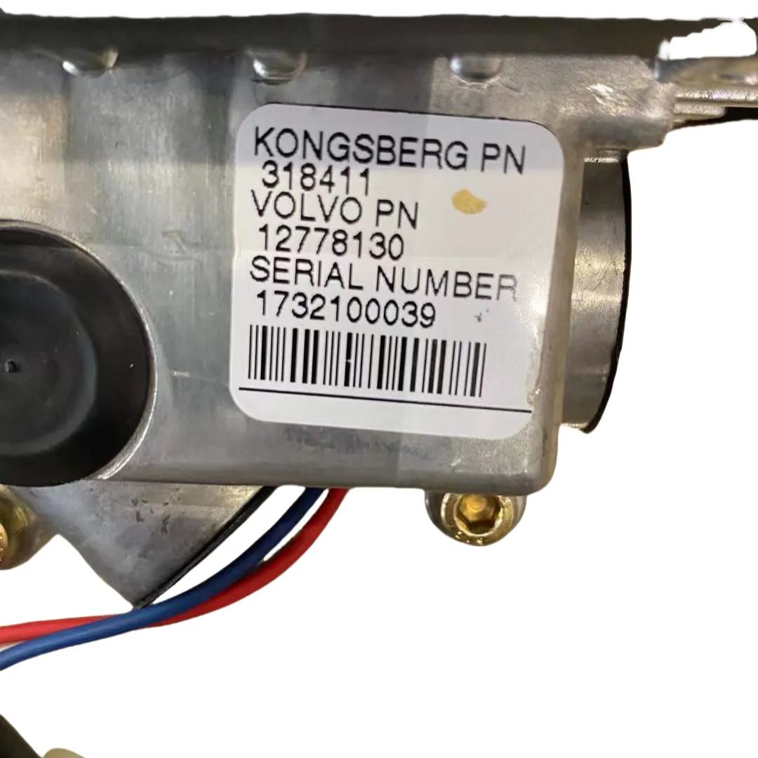 Original Volvo factory-made control lever assembly for road rollers, part number: 12778130. Applicable models: SD25D/F, SD45D/F, SD70, SD75, SD77, SD100, SD105, SD110B, SD115/D/F, SD116DX, SD116F, SD122, SD130/D/DX/F, SD135, SD160, SD190, SD200.