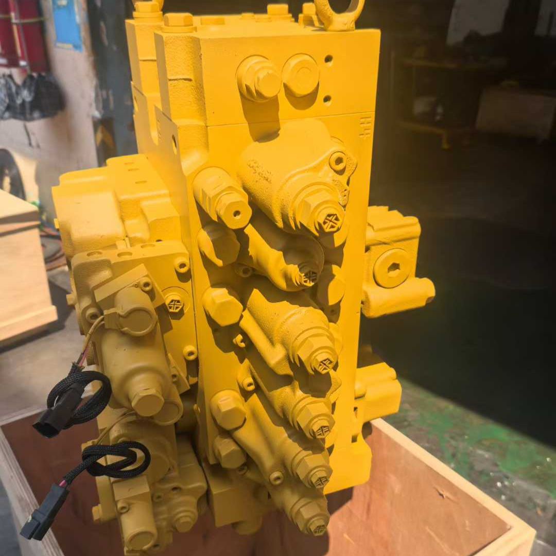 Komatsu PC210-10MO, distributor assembly 723-46-31201