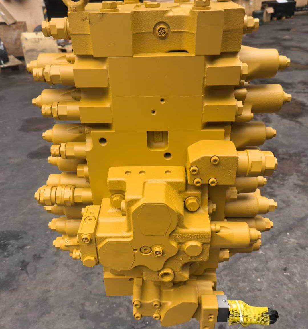 Komatsu PC300-8, PC300-7, PC350-8MO, main control valve 723-47-26501
