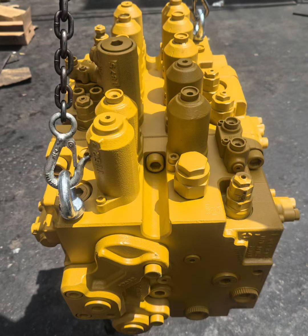 SANY 750 Distributor Assembly