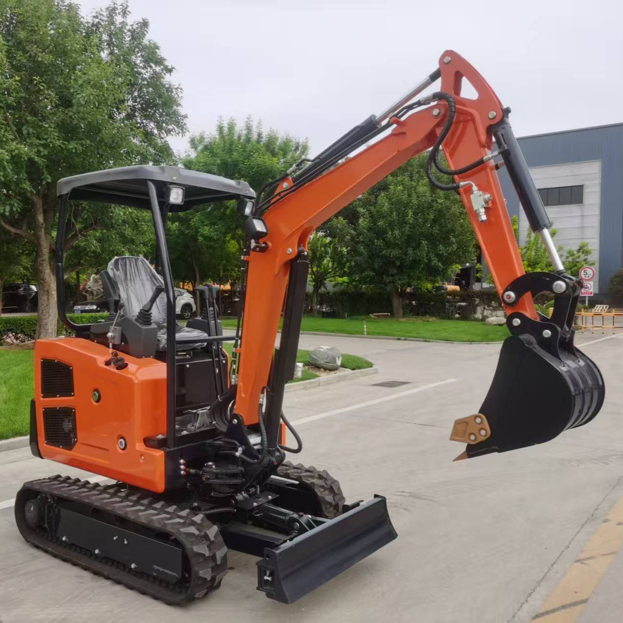 JH18 CRAWLER EXCAVATOR