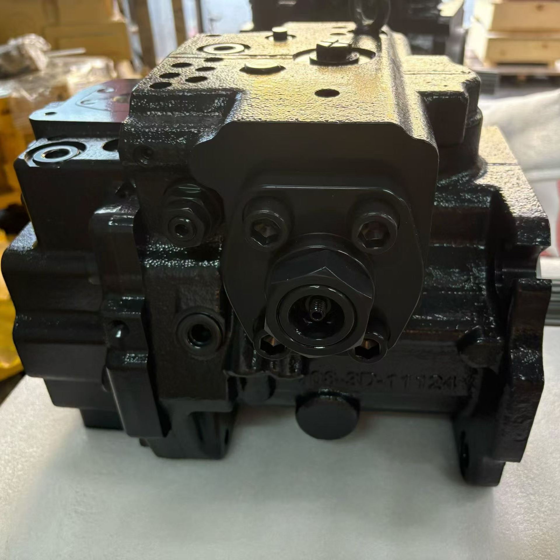 Komatsu 708-1L-00740, D65EX Bulldozer Hydraulic Pump
