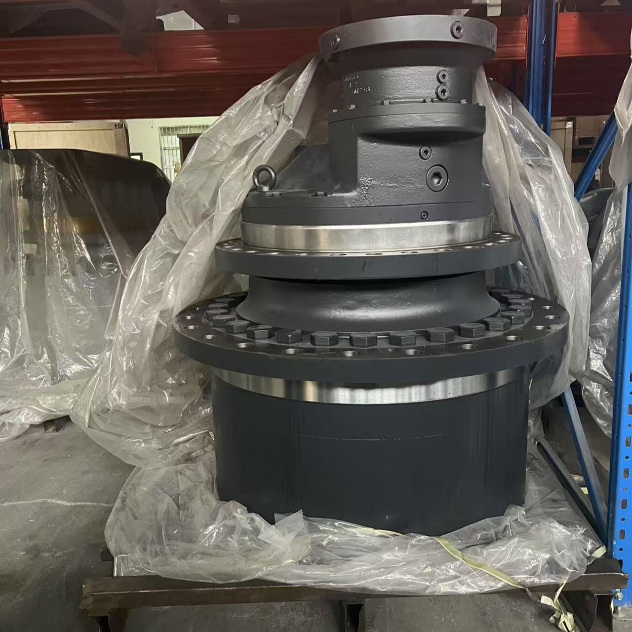 Komatsu PC4000Walking gear assembly 92480040