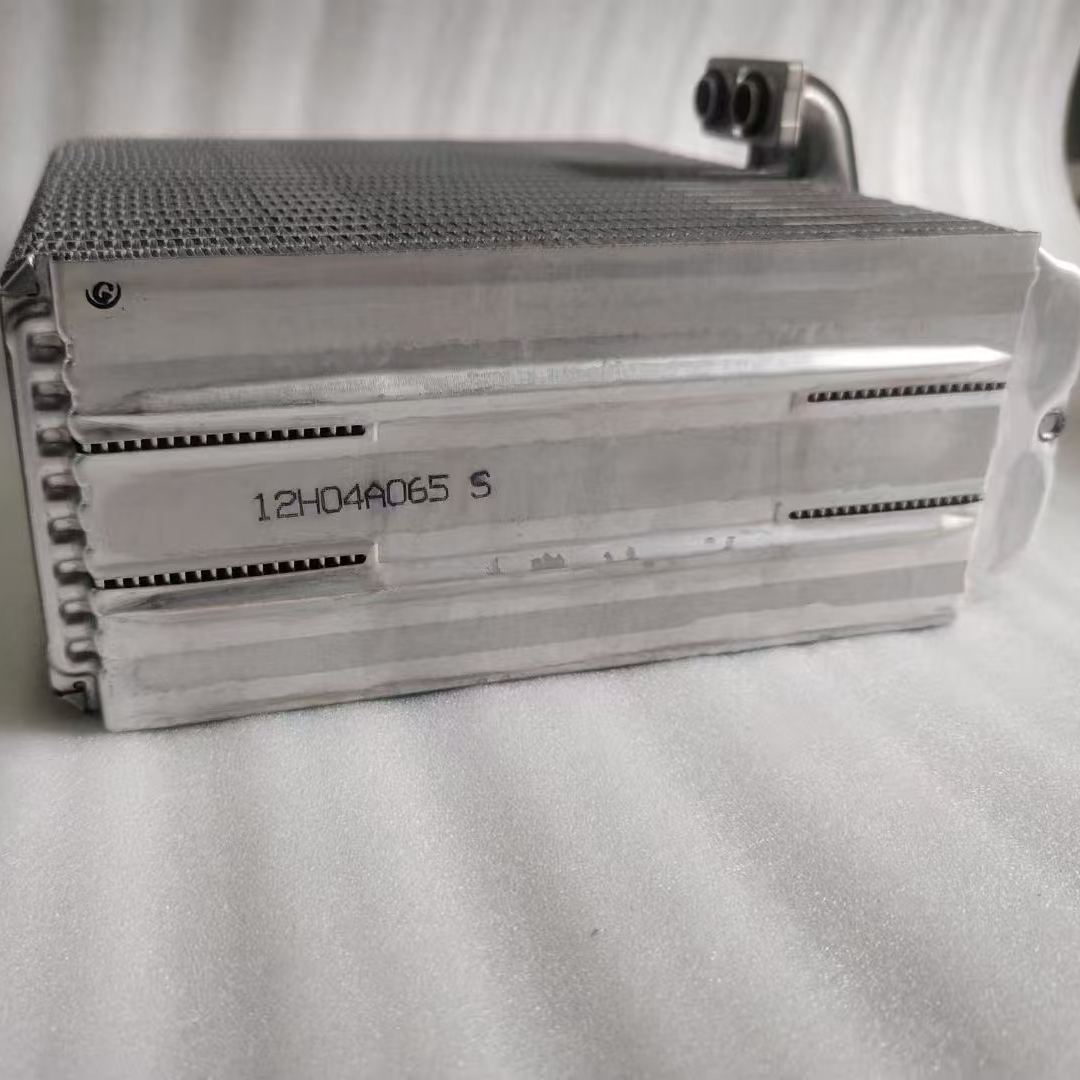 ND447600-0651 EVAPORATOR KOMATSU/PC200-06  D65PX-15