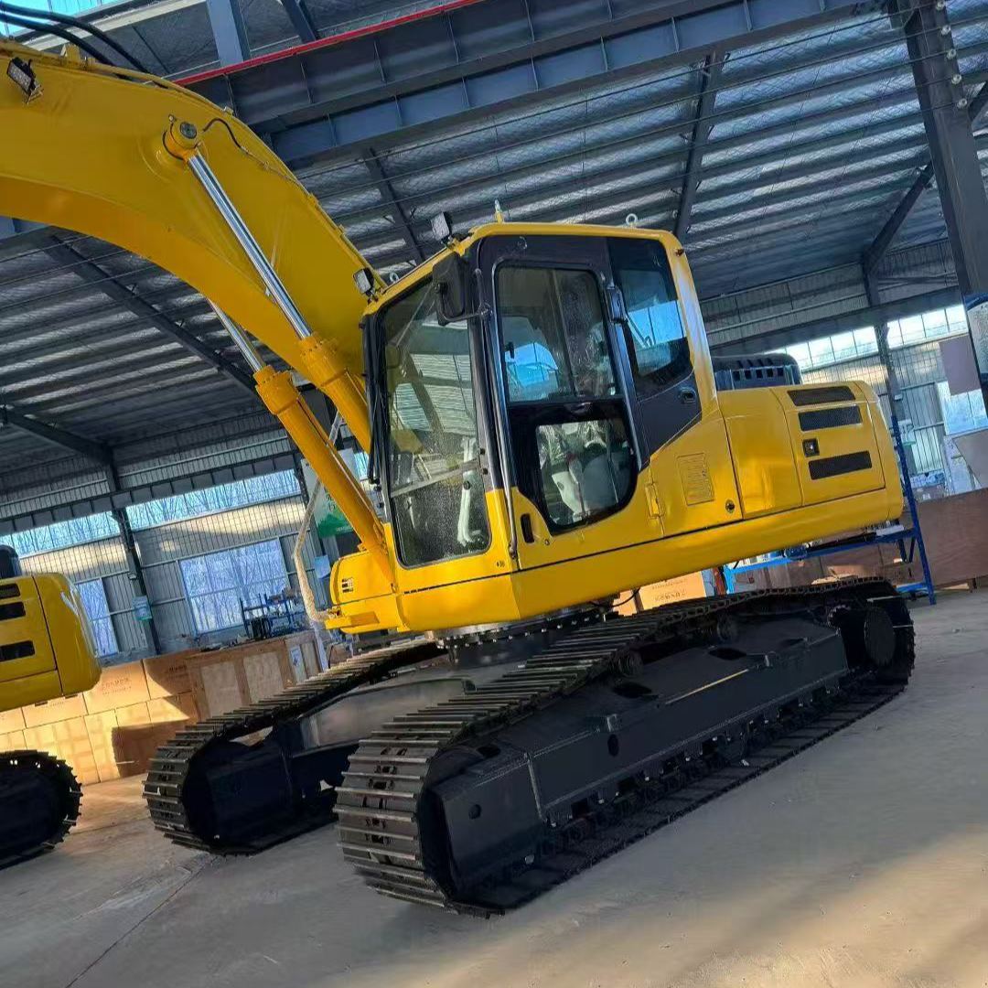 OEM high-end model 220-9, with third-generation emission standards, featuring two options: ISUZU engine and Cummins engine.