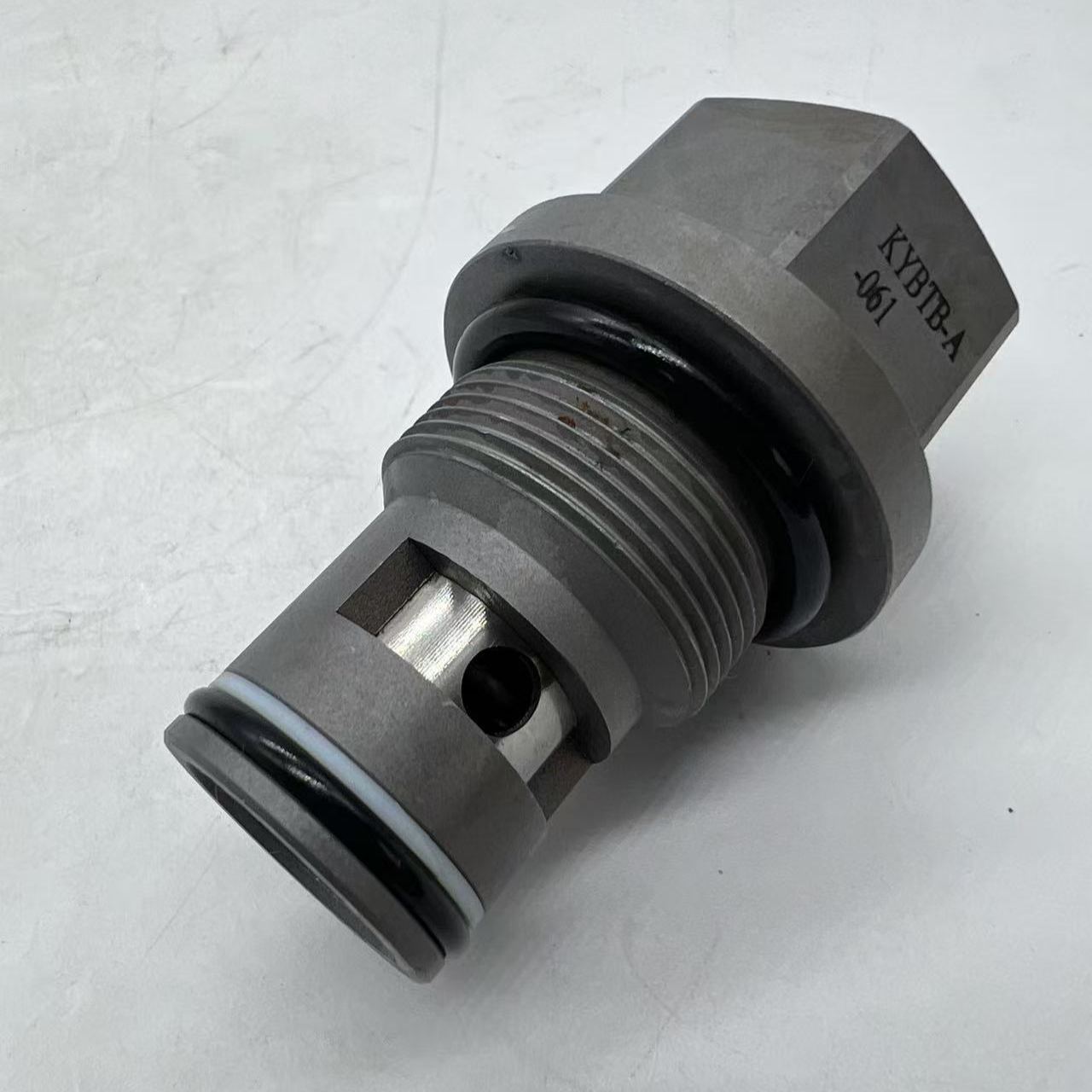 Komatsu PC60-7 Return Check Valve // 709-10-52800 / 709-10-5330