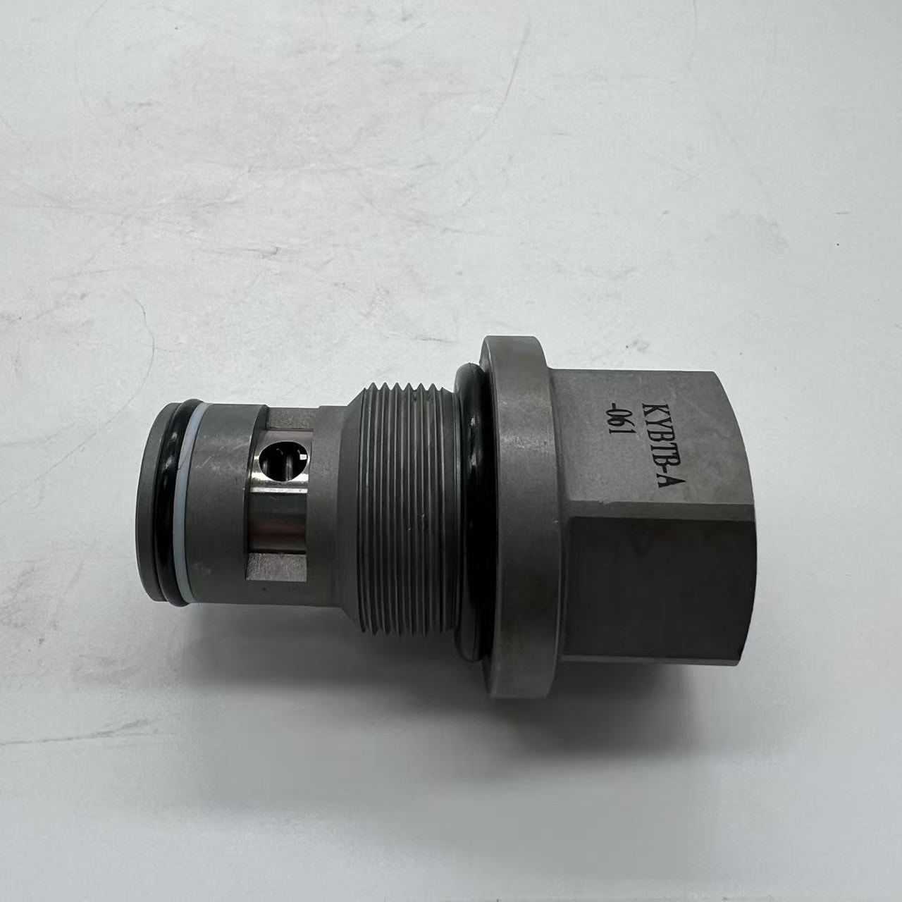 Komatsu PC60-7 Return Check Valve // 709-10-52800 / 709-10-5330