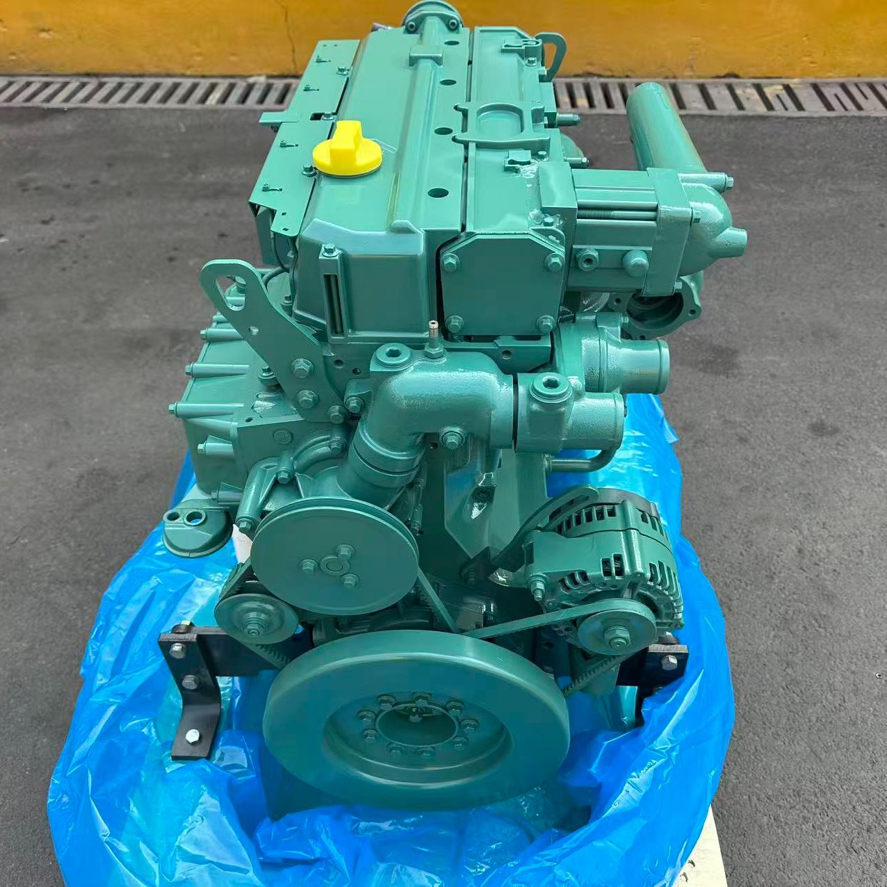 VOLVO D5D Engine Assembly