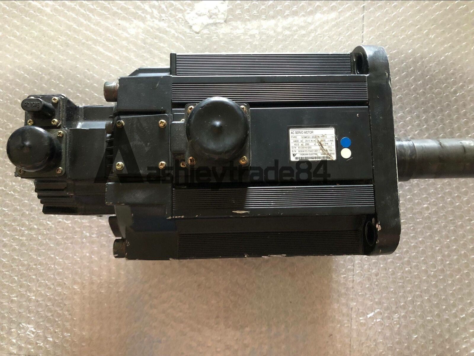 used-one-yaskawa-sgmgh-44a2a-yr15-ac-servo-motor 0