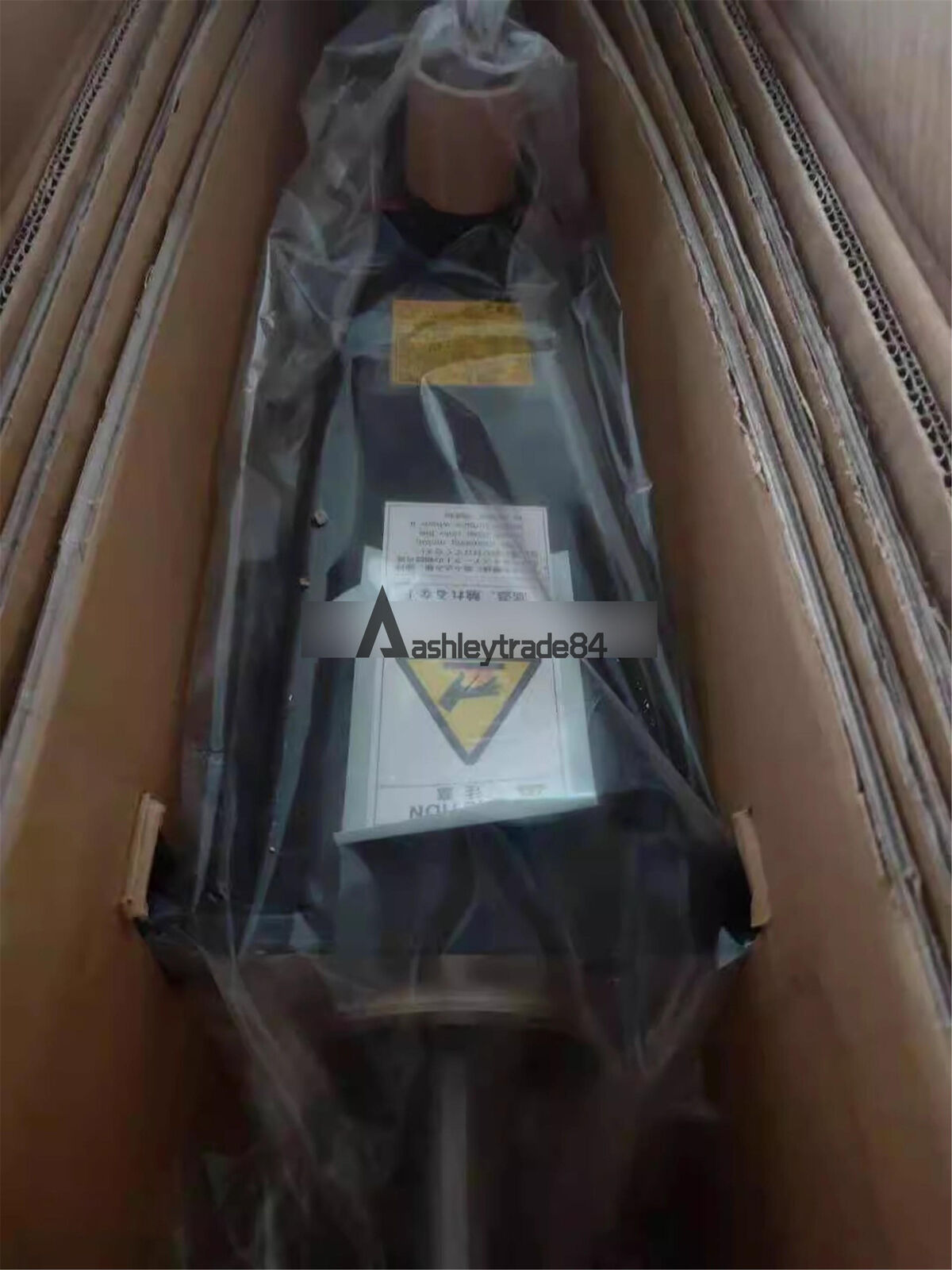 new-1pc-fanuc-servo-motor-a06b-0333-b075 0