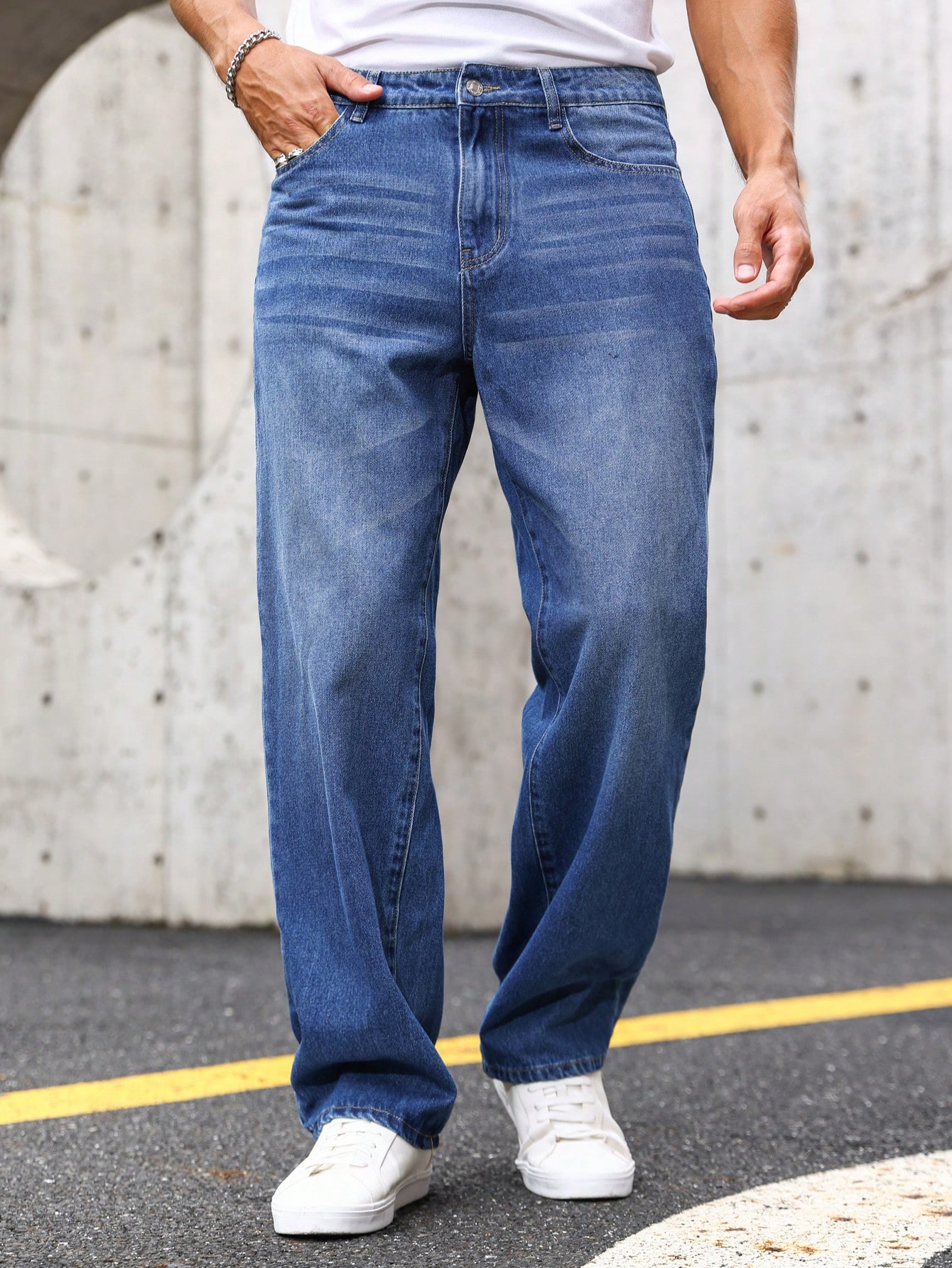Denim Blue Men Slant Pocket Straight Leg Jeans