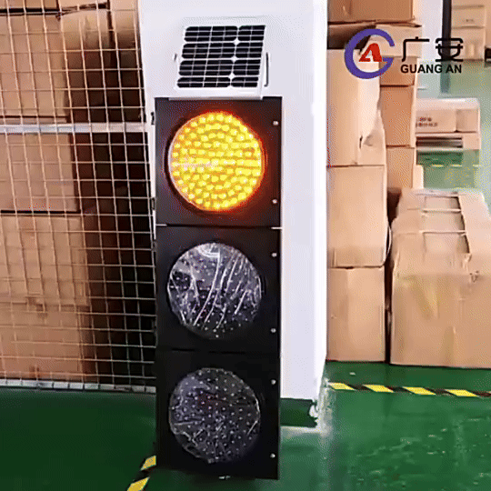 three sections yellow flashing light