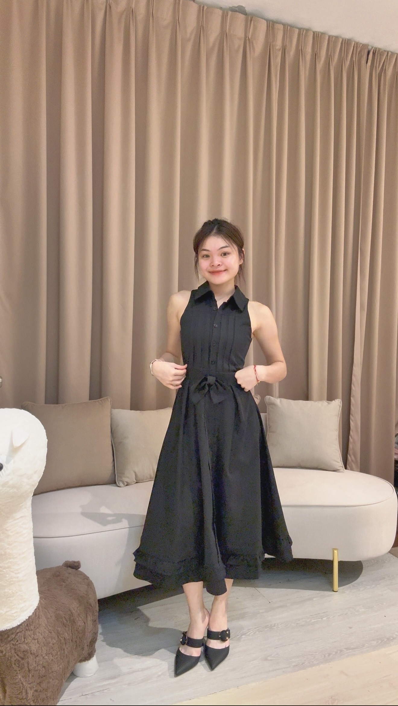 法式浪漫显瘦翻领长裙🥰 