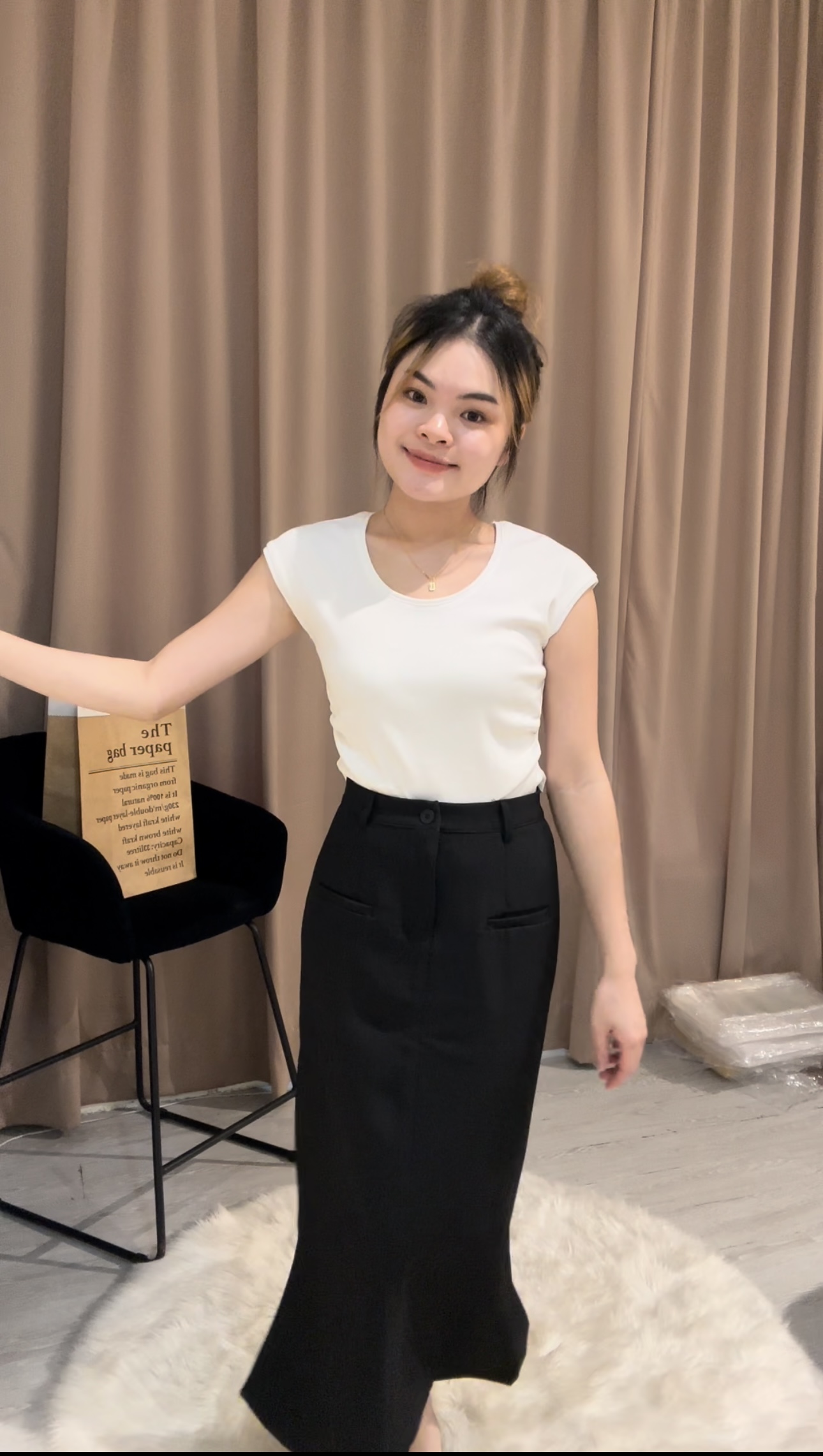 A字气质简约开叉半身裙😍好看！ 