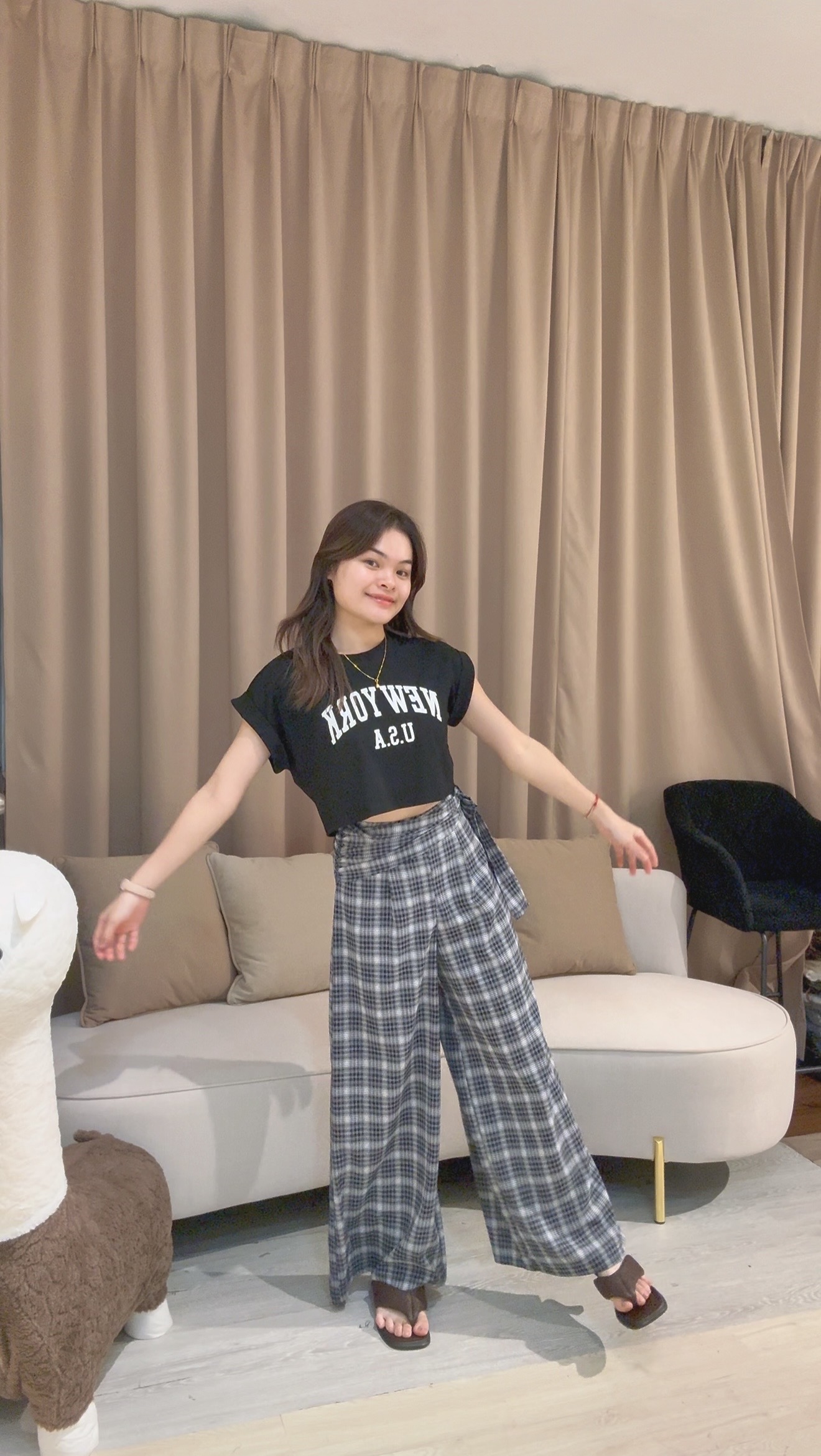 韩系显瘦高腰格子宽腿直筒长裤😍 