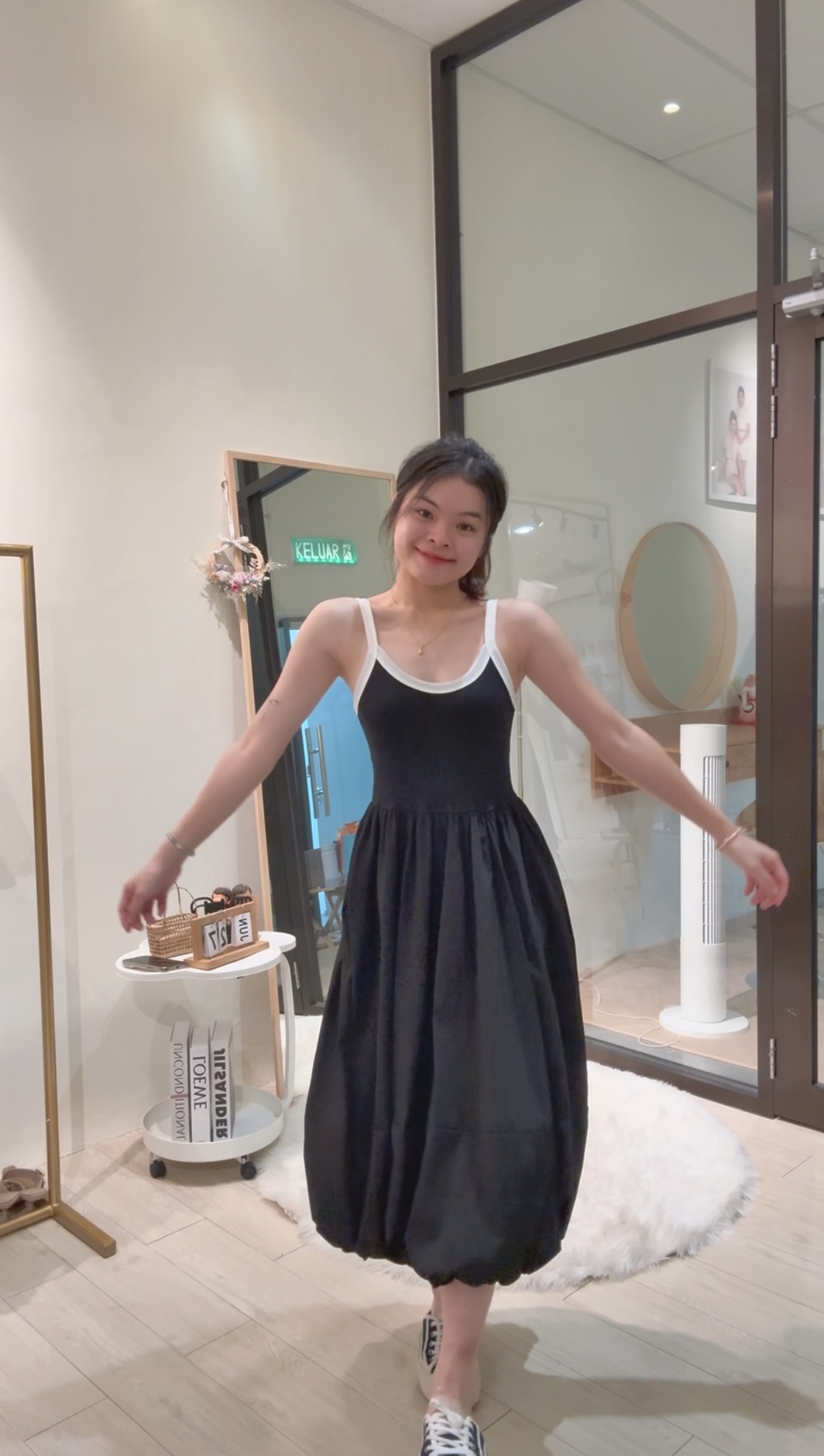 韩版法式优雅吊带泡泡连衣裙💗