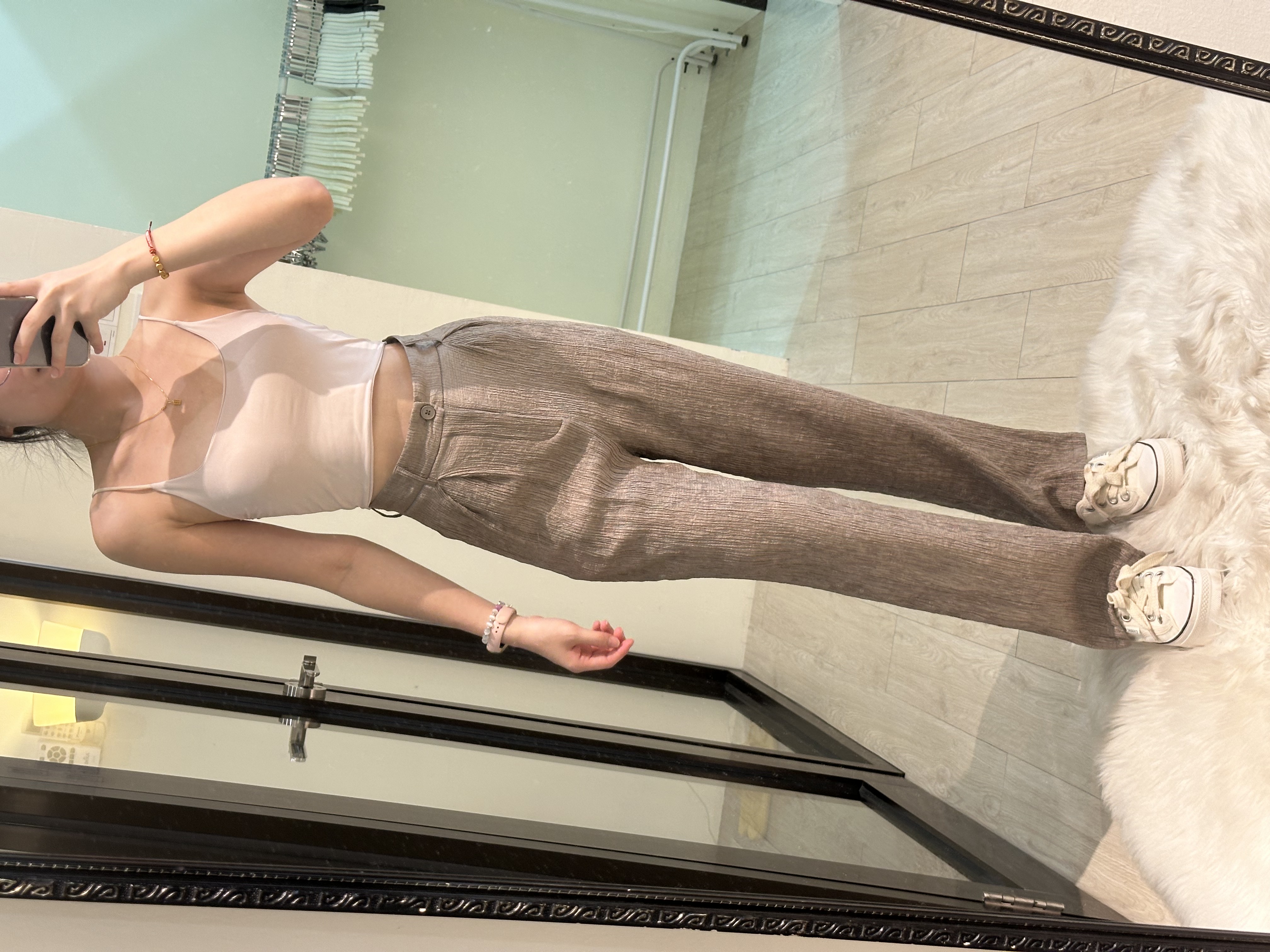 超特别款A字长裤 显瘦又好看！😍 