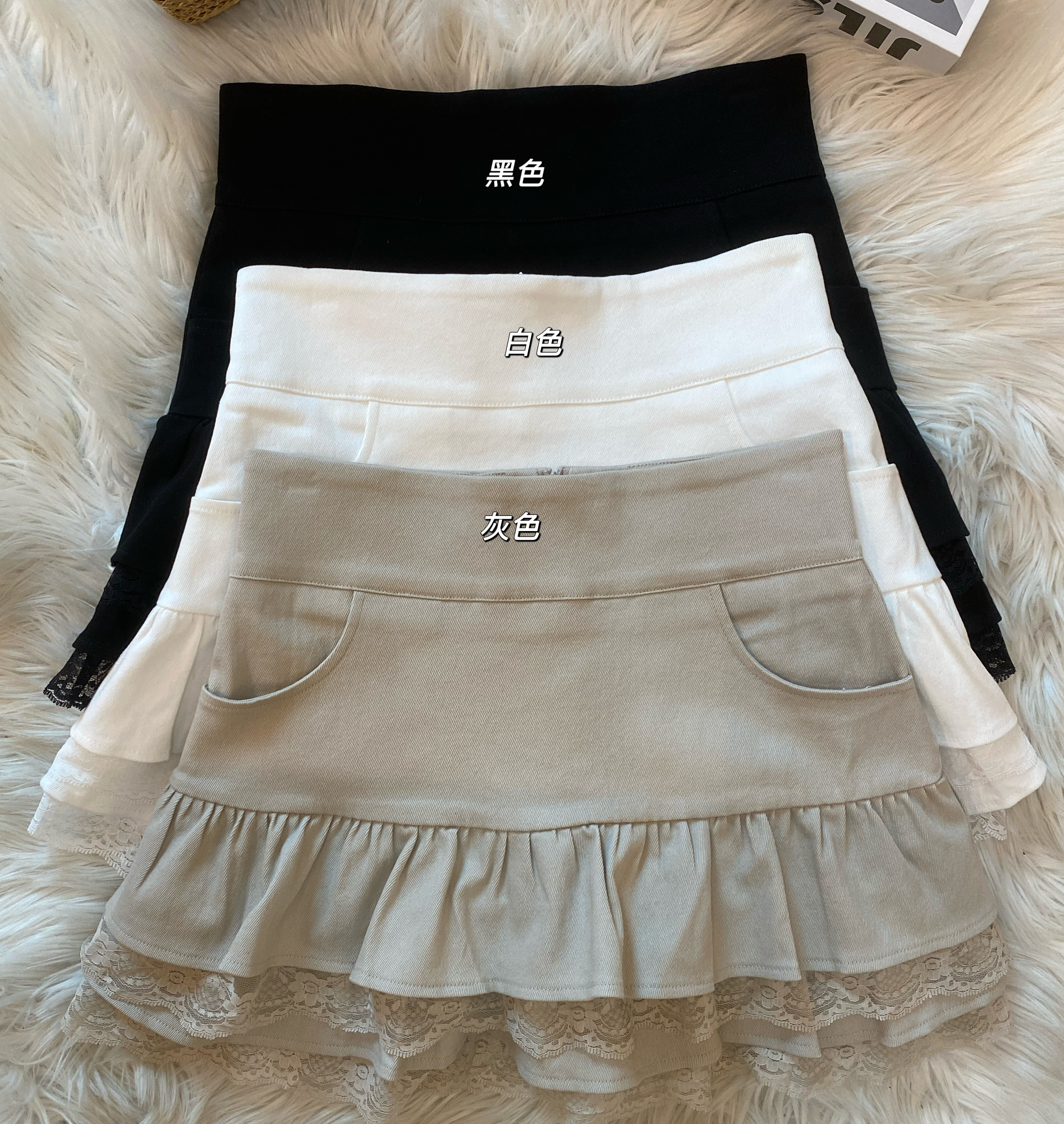 可盐可甜牛仔拼接蕾丝高腰裤裙🤩 