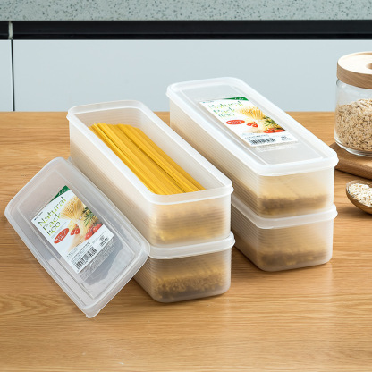 日本Inomata面条盒子 进口家用厨房挂面收纳盒冰箱保鲜盒塑料长方形密封盒1.1L