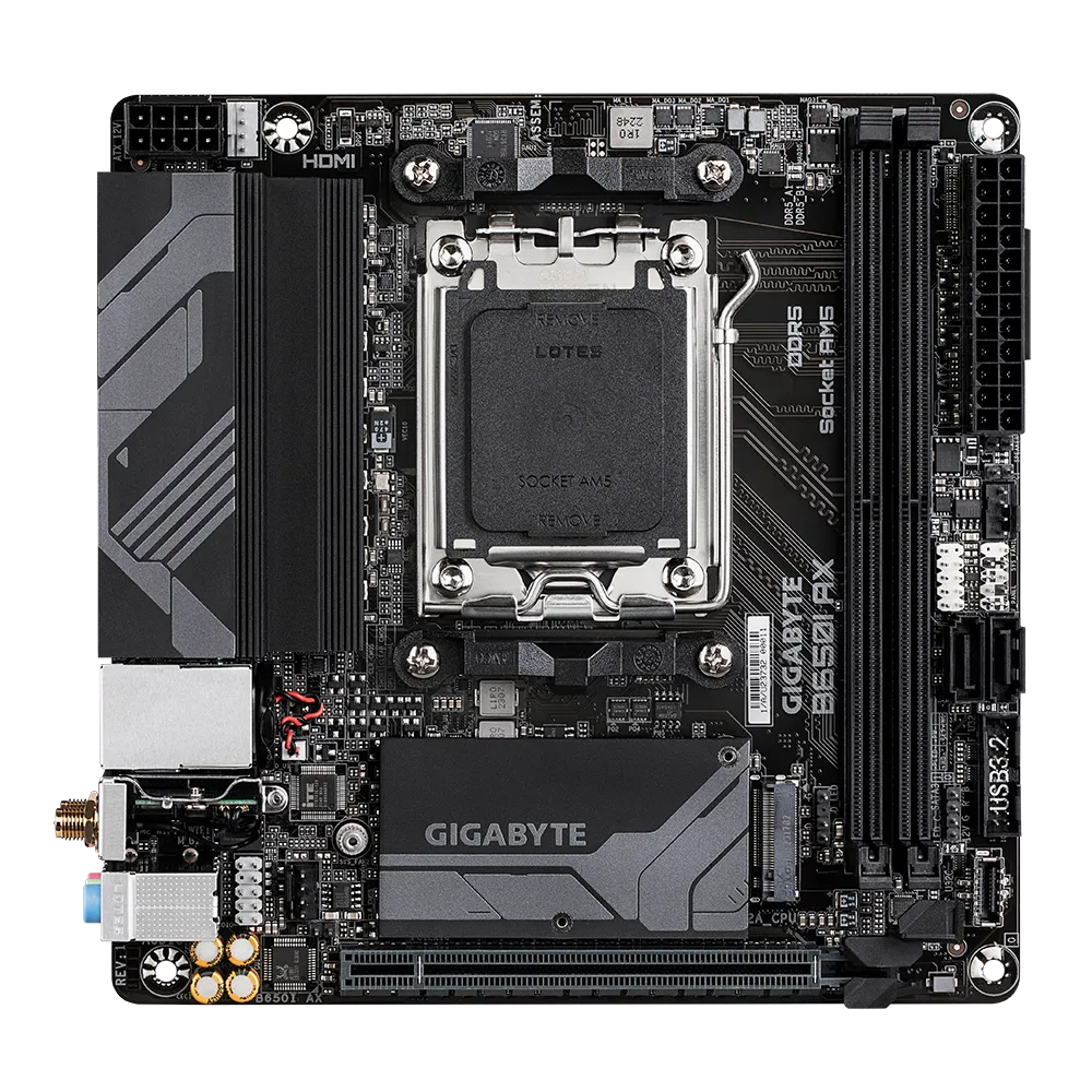 GIGABYTE B650I AX