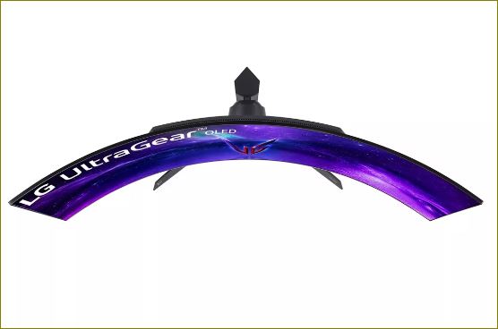 LG ULTRAGEAR 45GR95QE 45" (3440 x 1440) UltraGear™ WQHD OLED Curved Gaming Monitor