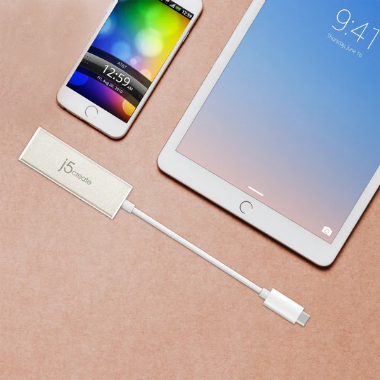 J5 CREATE USB-C™ Gigabit Ethernet Adapter
