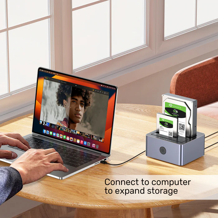 UNITEK 5Gbps Dual-Bay SATA Docking Station