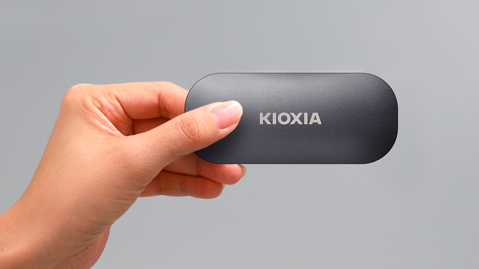KIOXIA EXCERIA PLUS Portable SSD
