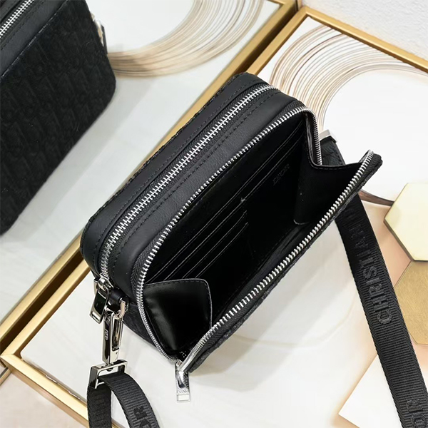 ディオール DIOR 黒 ショルダーバッグ ミニバッグ メンズ